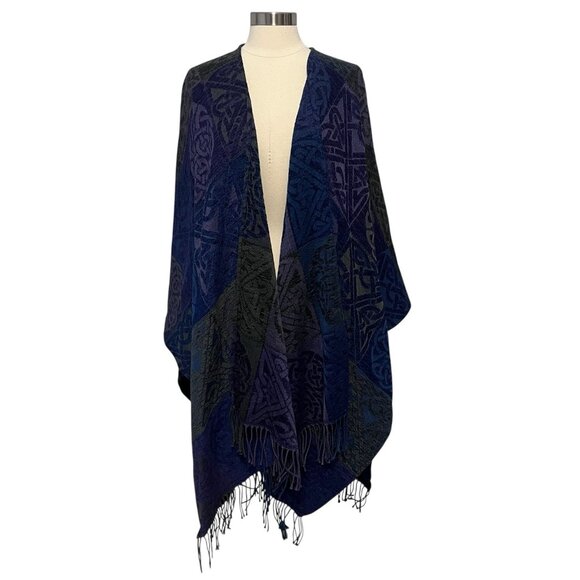 Aran Sweater Market Ireland Celtic Ruana Shawl Wrap Cape Wool Blend One Size - Picture 1 of 10